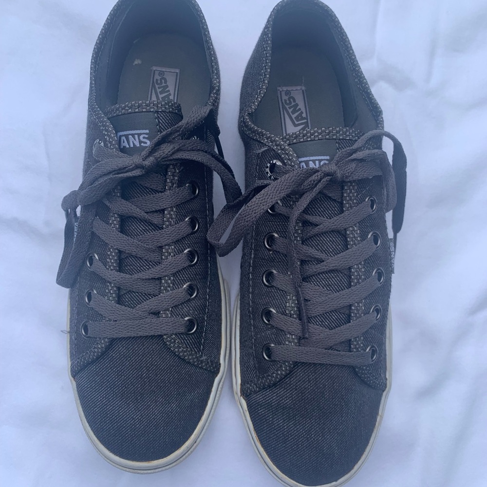 Vans Off the Wall Tory Lowtop  Sneakers Size 9.5